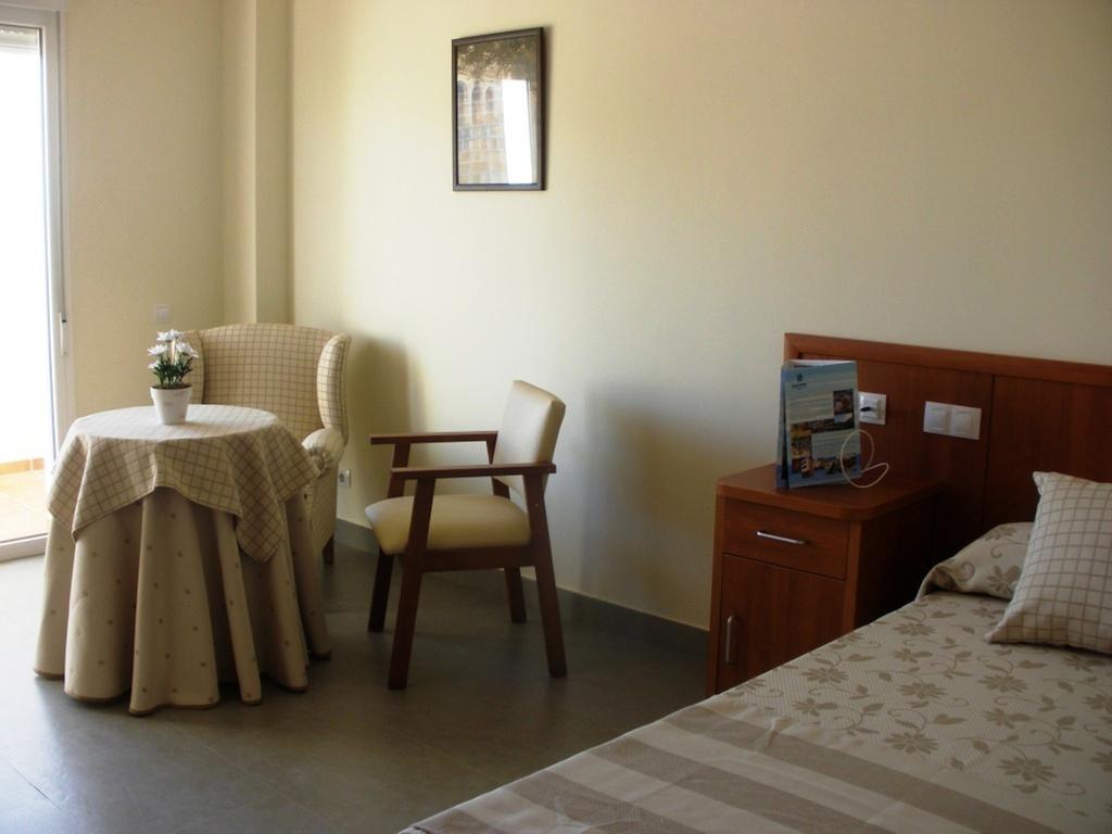 كالا دي فينيسترات Ballesol Costablanca Senior Resort Mayores De 55 Anos الغرفة الصورة